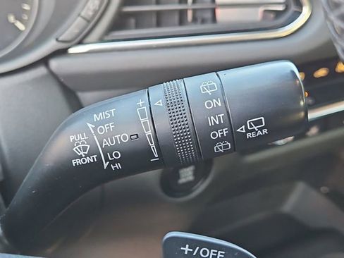 Used 2020 MAZDA CX-30 FWD w/ Premium Package image 23