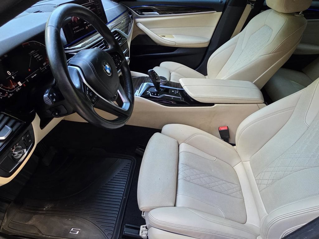 Used 2021 BMW 530i xDrive w/ Premium Package AWD/4WD image 6