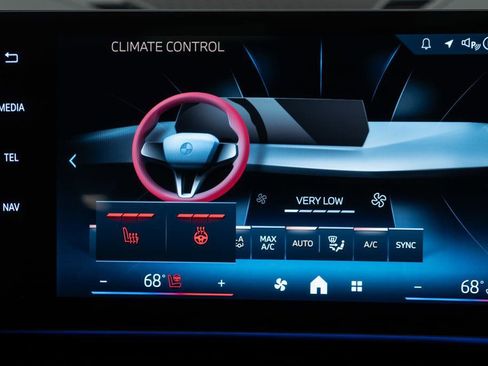 Used 2025 BMW X2 xDrive28i w/ Convenience Package image 25