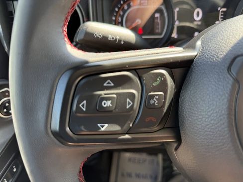 Used 2024 Jeep Wrangler Unlimited Rubicon image 18