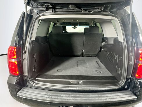 Used 2019 Chevrolet Tahoe LS AWD/4WD image 27