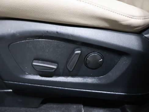 Used 2022 Ford Explorer Limited w/ Class IV Trailer Tow Package image 13