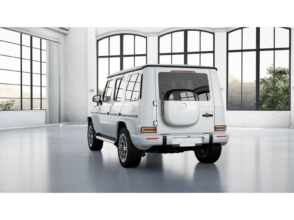 New 2027 Mercedes-Benz G 580 e image 26