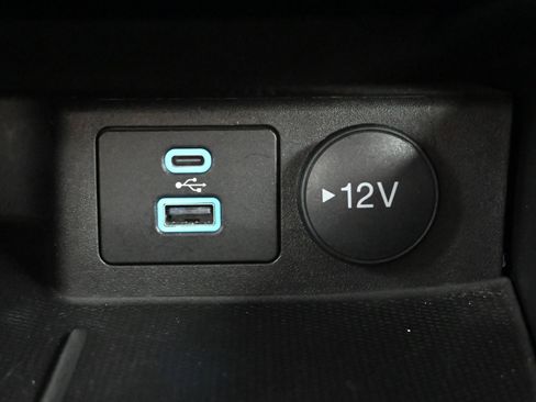 Used 2023 Ford Escape ST-Line image 19