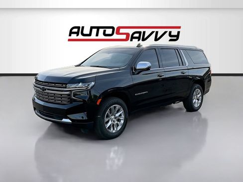 Used 2021 Chevrolet Suburban Premier w/ Premium Package AWD/4WD image 3