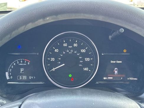 Used 2021 Honda HR-V EX image 17