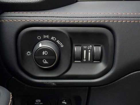 New 2026 RAM 1500 Tungsten w/ Trailer Tow Group AWD/4WD image 36