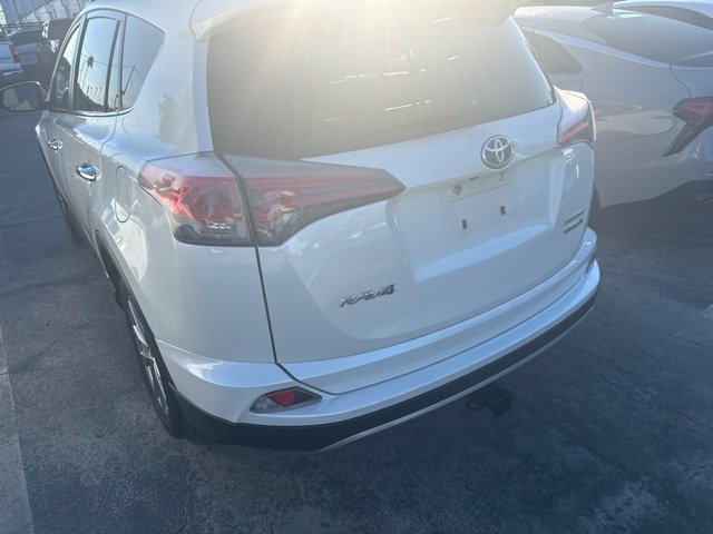 Used 2018 Toyota RAV4 Limited AWD/4WD image 9