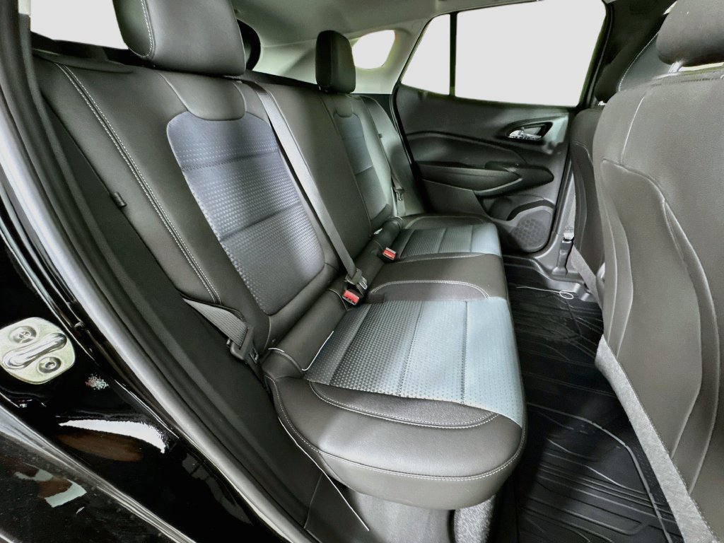 New 2026 Chevrolet Trax LT FWD image 27