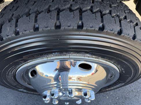 Used 2018 RAM 5500 Tradesman w/ Power & Remote Entry Group image 14