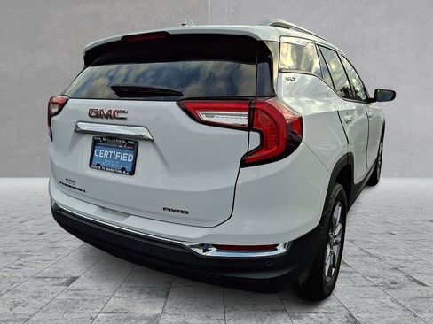 Certified 2022 GMC Terrain SLT image 10