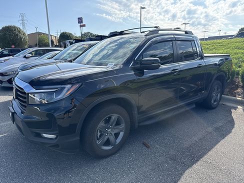 Certified 2023 Honda Ridgeline RTL image 5