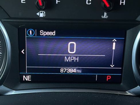 Used 2020 GMC Terrain SLE w/ Elevation Edition image 20