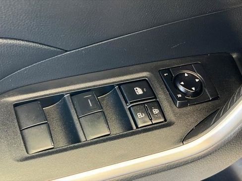 Certified 2023 Toyota RAV4 LE AWD/4WD image 13