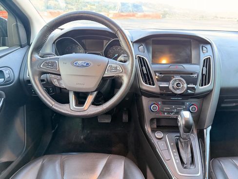 Used 2017 Ford Focus Titanium image 24