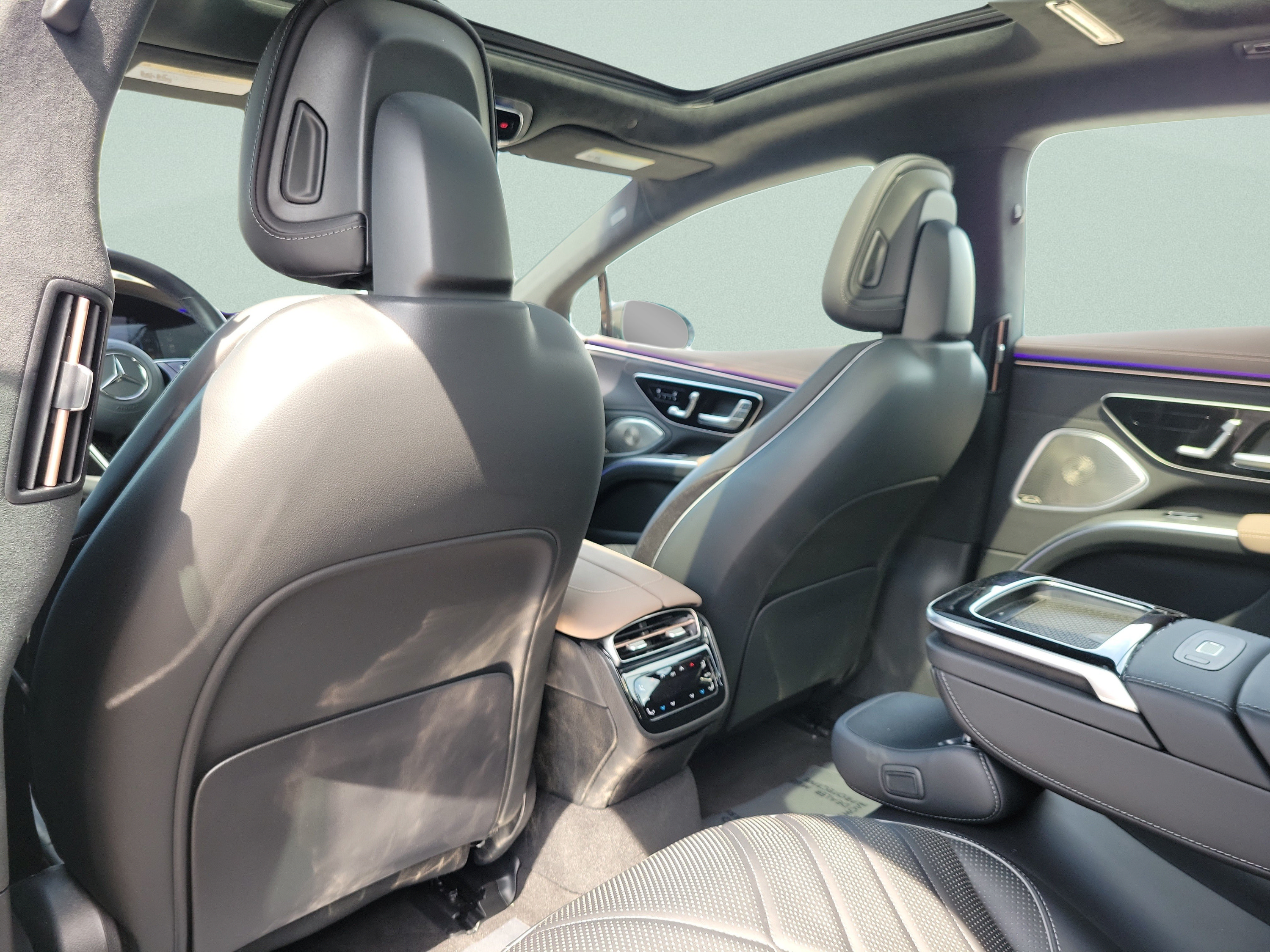 Certified 2024 Mercedes-Benz EQS 580 4MATIC Sedan image 10