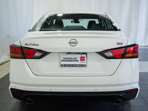 Used 2024 Nissan Altima 2.5 SR FWD image 5