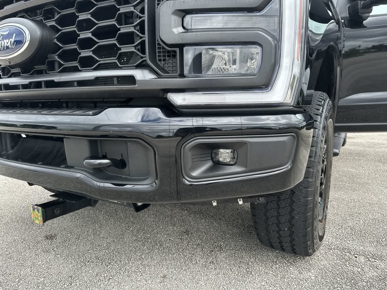 Used 2024 Ford F250 XL w/ STX Appearance Package AWD/4WD image 11