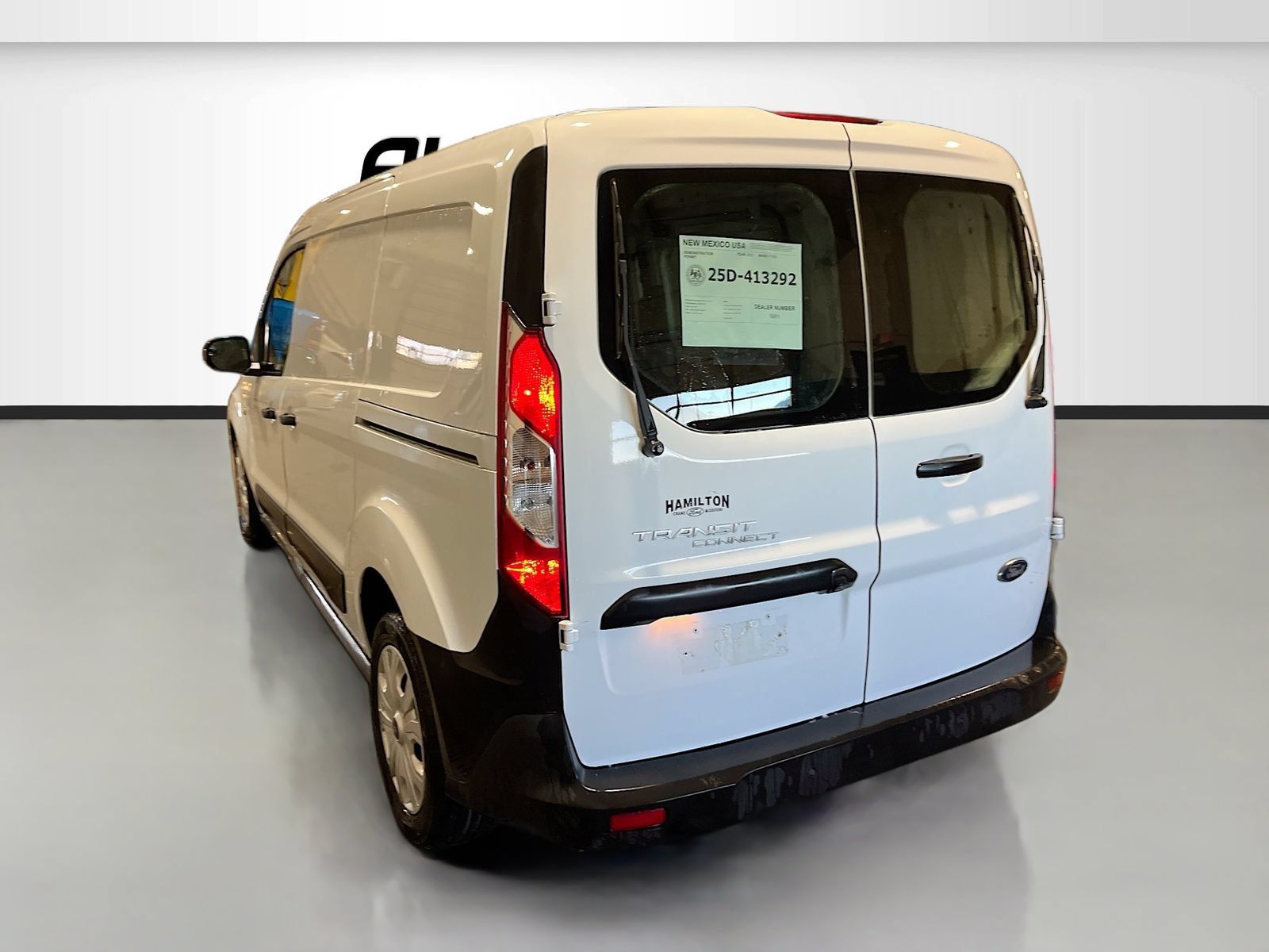 Used 2023 Ford Transit Connect XL FWD image 5