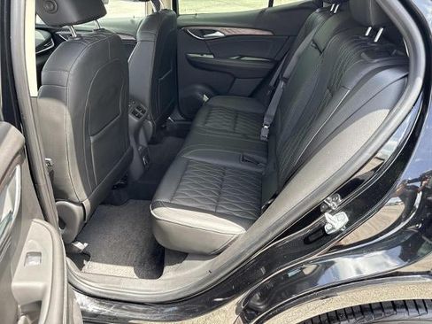 Used 2021 Buick Envision Avenir w/ Technology Package II FWD image 16