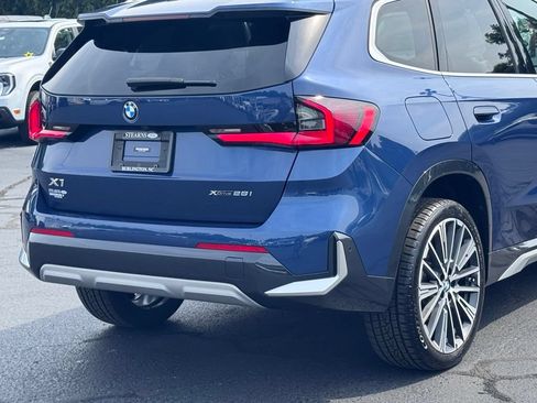 Used 2023 BMW X1 xDrive28i w/ Premium Package AWD/4WD image 41