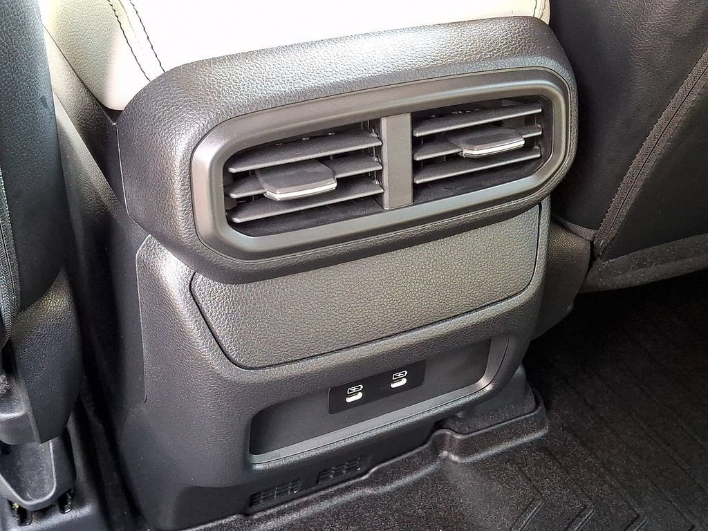 Used 2026 Honda Passport RTL image 12