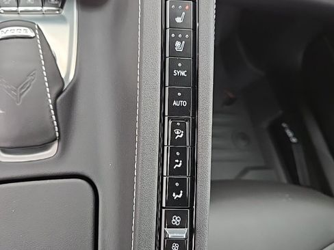 Used 2021 Chevrolet Corvette Stingray Preferred Conv w/ Battery Protection Package image 31