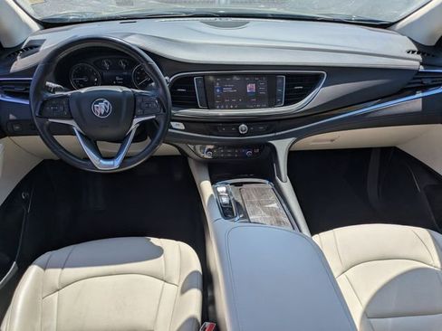 Used 2023 Buick Enclave Essence FWD image 18