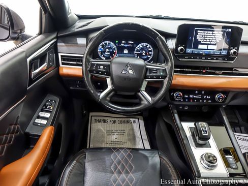 Used 2022 Mitsubishi Outlander SEL FWD image 19