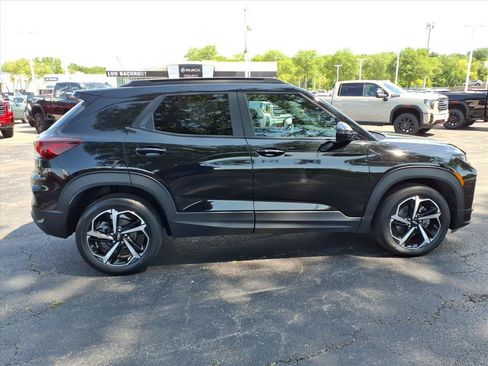 Used 2023 Chevrolet TrailBlazer RS w/ Convenience Package FWD image 8