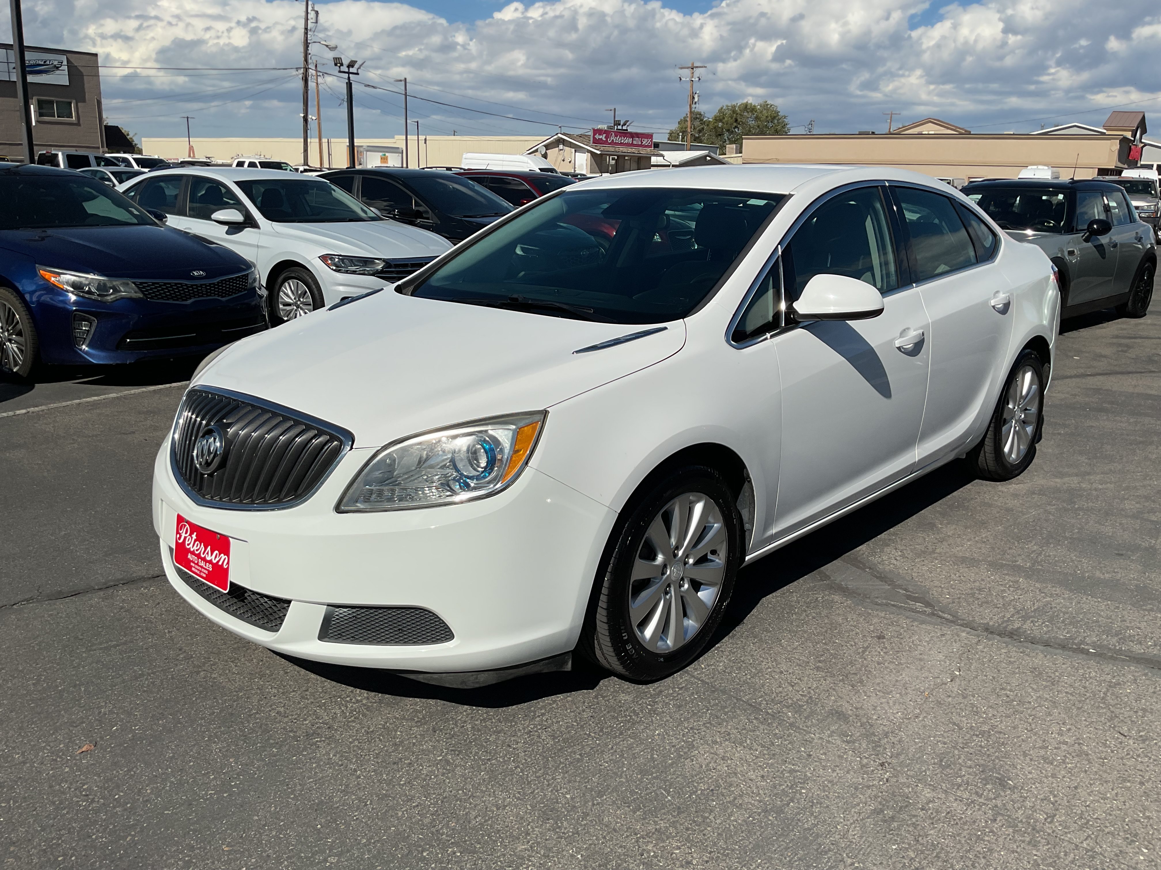 Used 2015 Buick Verano FWD image 2