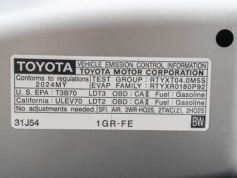 Certified 2024 Toyota 4Runner TRD Sport image 28