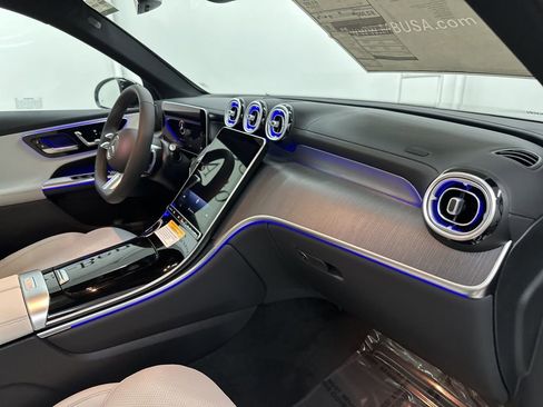 Used 2026 Mercedes-Benz GLC 300 GLC 300 image 27