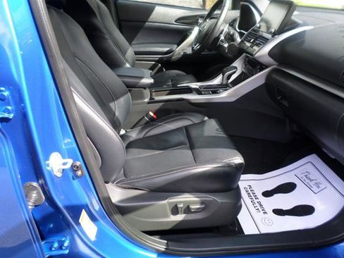 Used 2024 Mitsubishi Eclipse Cross SEL image 2