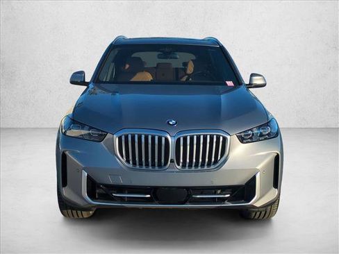 New 2026 BMW X5 sDrive40i image 6