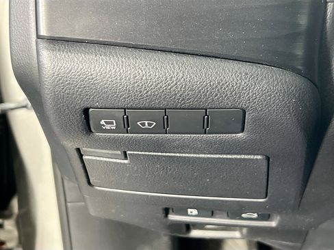 Used 2021 Lexus ES 300h Ultra Luxury w/ Accessory Package 2 image 10