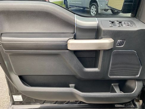 Used 2015 Ford F150 Lariat AWD/4WD image 11