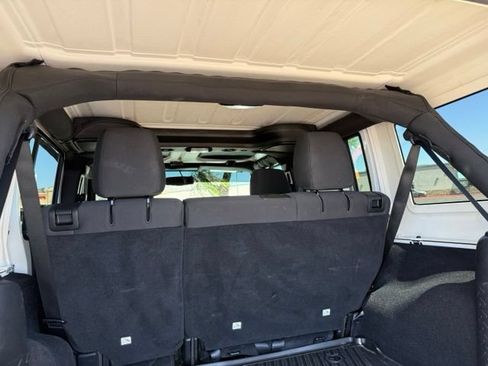Used 2015 Jeep Wrangler Unlimited Sport w/ Quick Order Package 24S AWD/4WD image 39