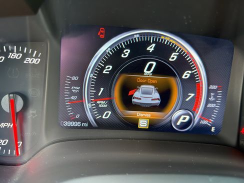 Used 2014 Chevrolet Corvette Stingray Coupe w/ 3LT Preferred Equipment Group image 4