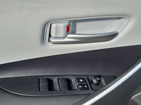 Used 2020 Toyota Corolla SE image 18