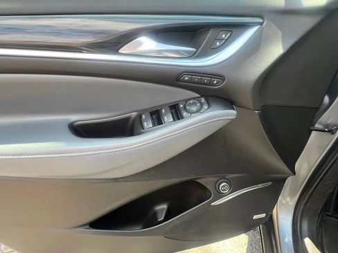 Used 2020 Buick Enclave Premium w/ Sun and Sites Package AWD/4WD image 14