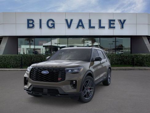 New 2026 Ford Explorer ST w/ Sun And Sound Package image 2