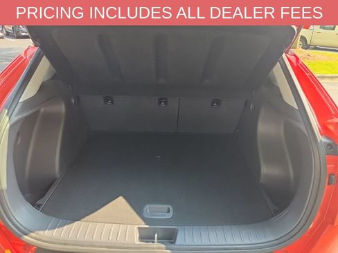 Used 2025 Hyundai Kona SEL FWD image 13