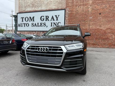Used 2020 Audi Q5 2.0T Premium Plus w/ Premium Plus Package AWD/4WD image 1