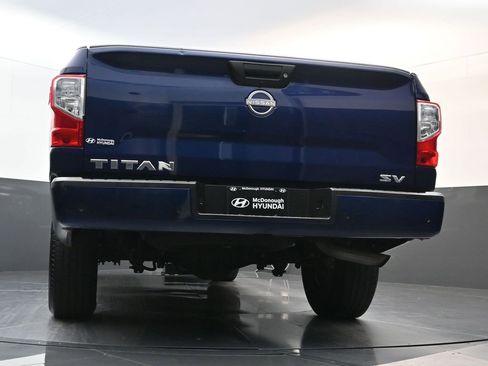 Used 2023 Nissan Titan SV RWD image 23