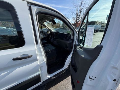 Used 2023 Ford Transit 350 XL image 18