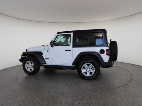 Used 2022 Jeep Wrangler Sport image 8