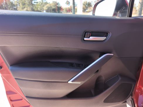 Certified 2024 Toyota Corolla Cross XLE image 14