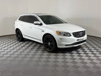 Used 2016 Volvo XC60 T6 w/ Proximity Package