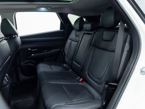 Used 2025 Hyundai Tucson Limited image 25